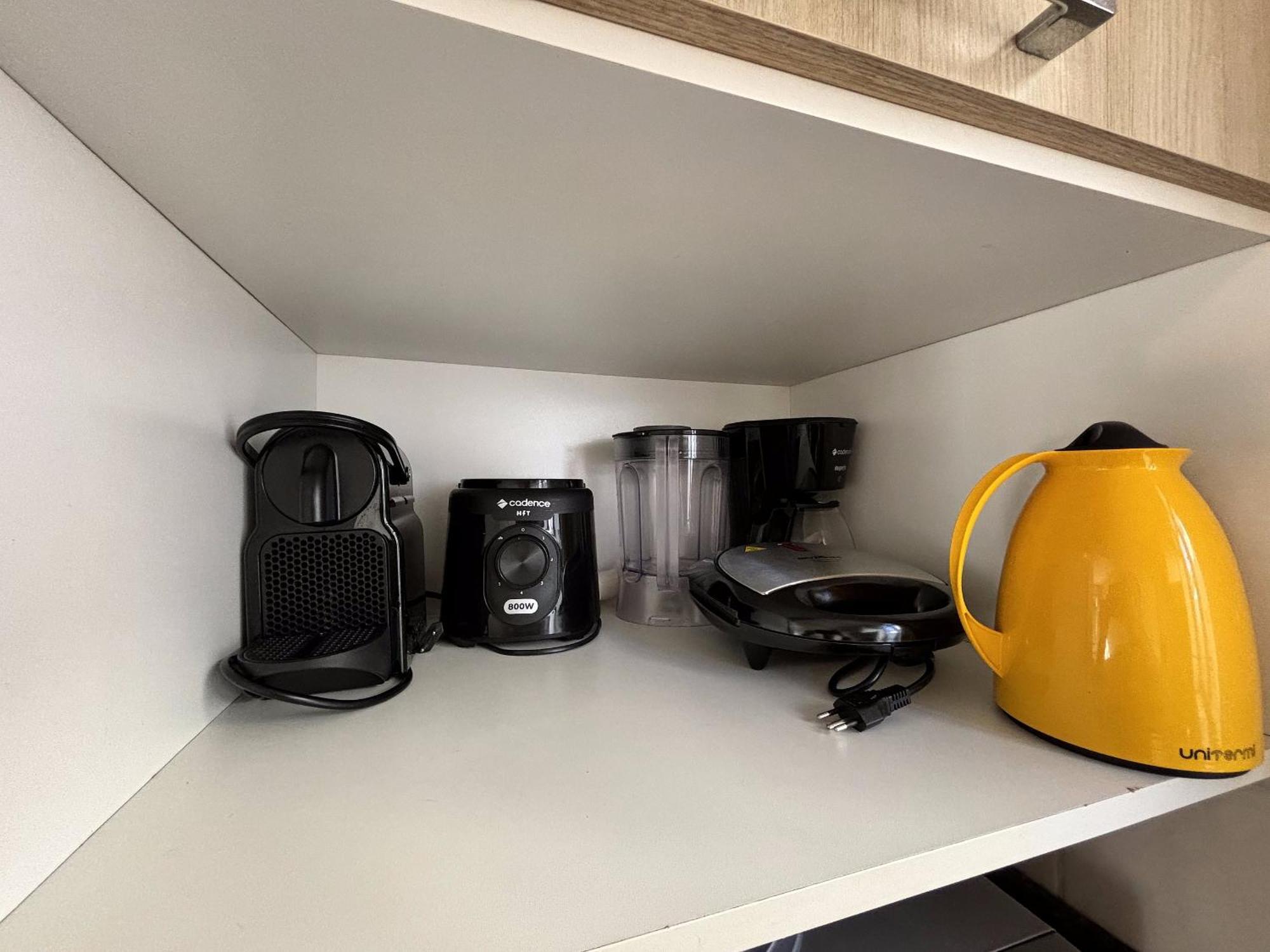 Apartamento Apto Charmoso A 5 Minutos Da Praia De Canas #cva12 *